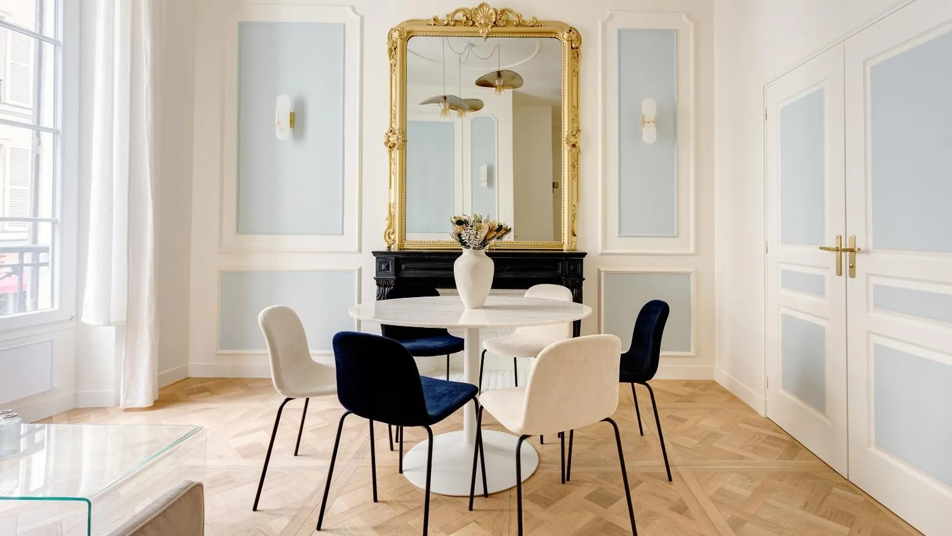 The Saint Georges Suite パリ アパート
