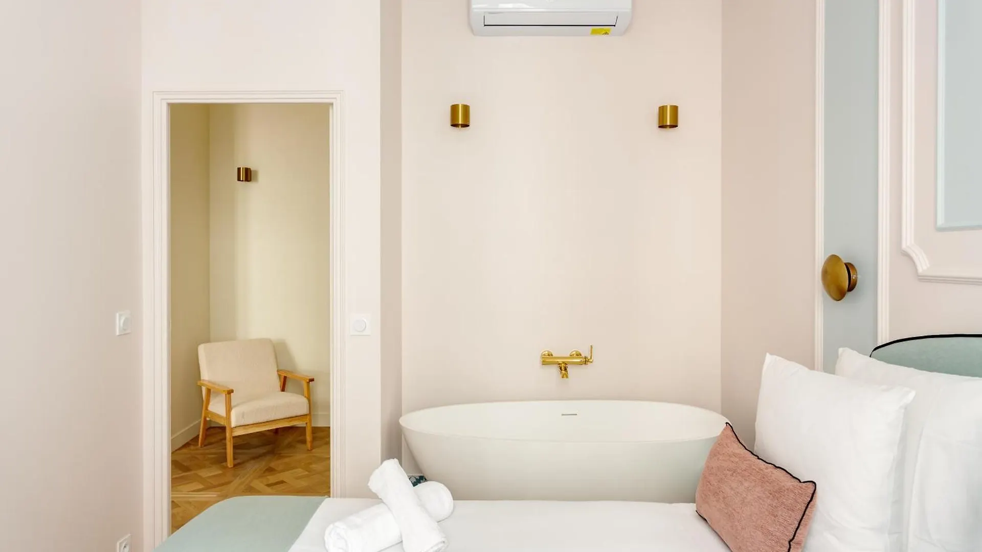 פריז The Saint Georges Suite דירה